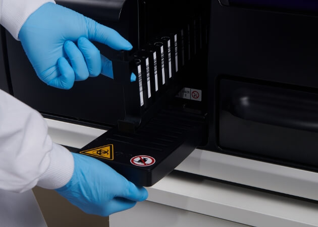 LIAISON® XS Analyzer Machine - Diasorin